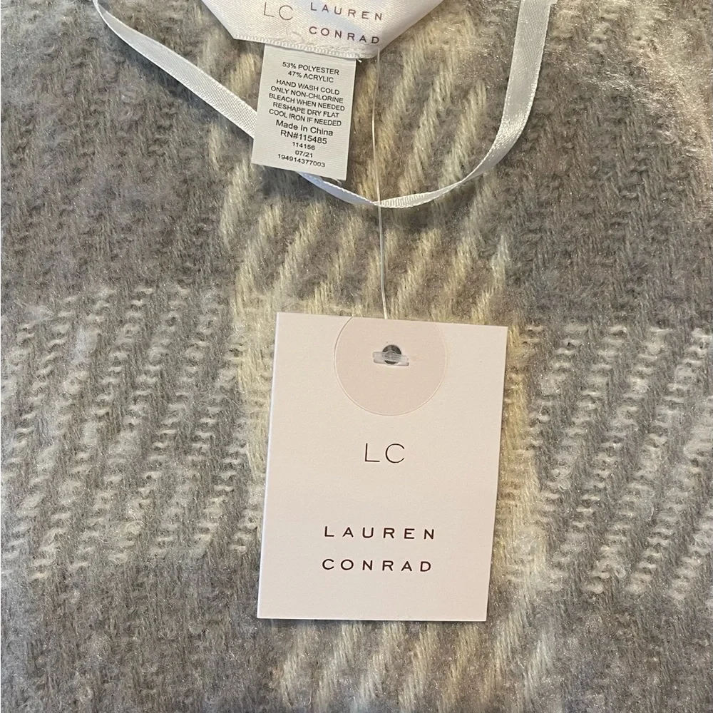 NWT Tan and Gray Lauren Conrad Fringe Knit Cape Poncho One Size - Picture 9 of 12